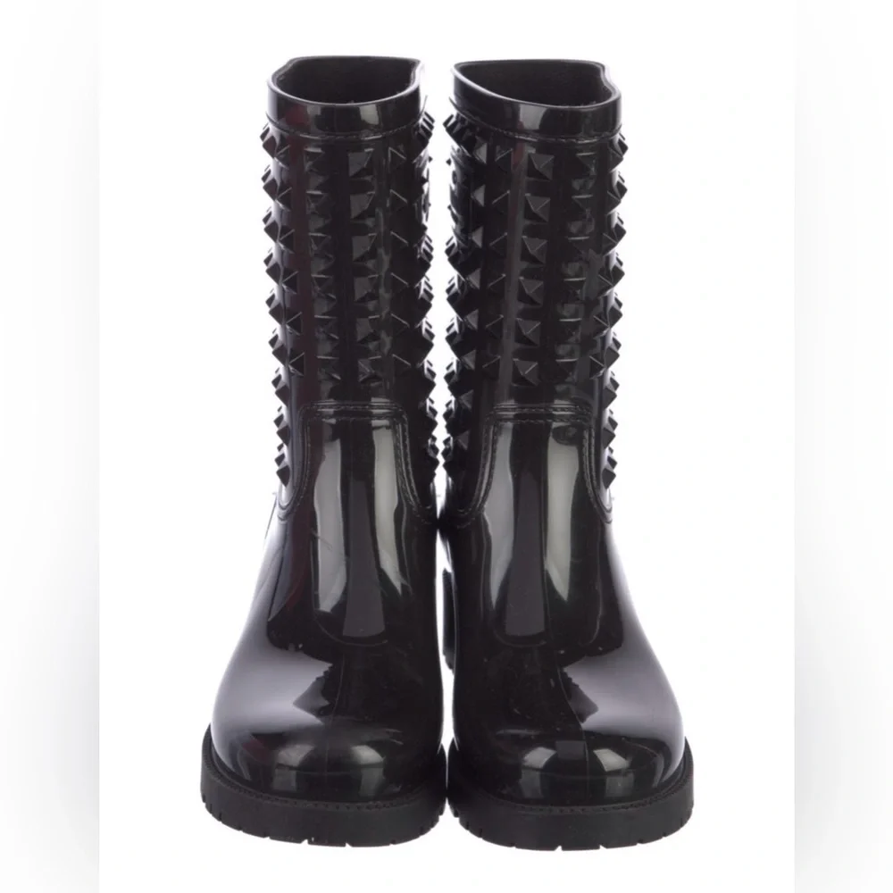 VALENTINO Rock Stud Glossy Rubber Rainboots - Size 9 - Picture 5 of 16